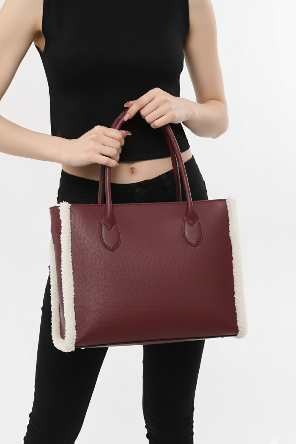 Bordo Rengi Polar Detaylı Geniş Omuz Çantası
